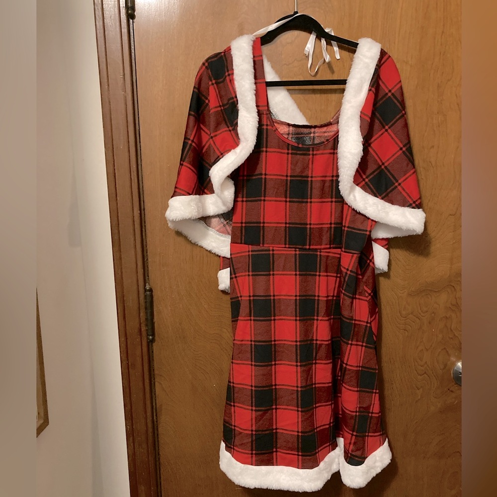 SHEIN size 3xl (18) Mrs. Claus Buffalo check dress